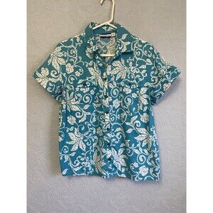 Croft & Barrow Size XL Button Up Top E2